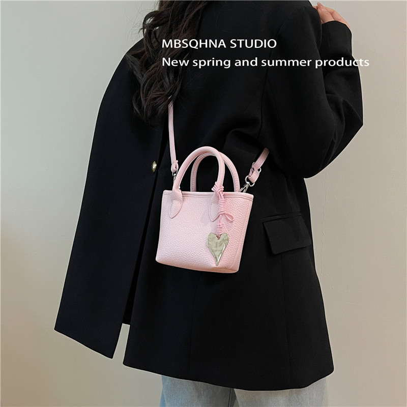 MBSQHNA时尚手拎包包女2025新款马卡龙色水桶包ins百搭韩版斜挎包