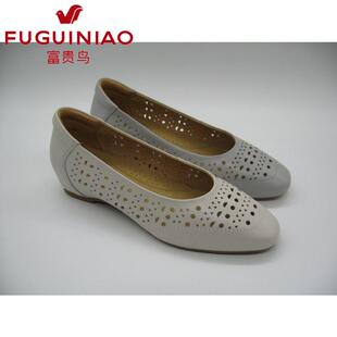 凉鞋 妈妈鞋 2025夏季 镂空羊皮矮跟单鞋 K567688K 新款 富贵鸟女鞋