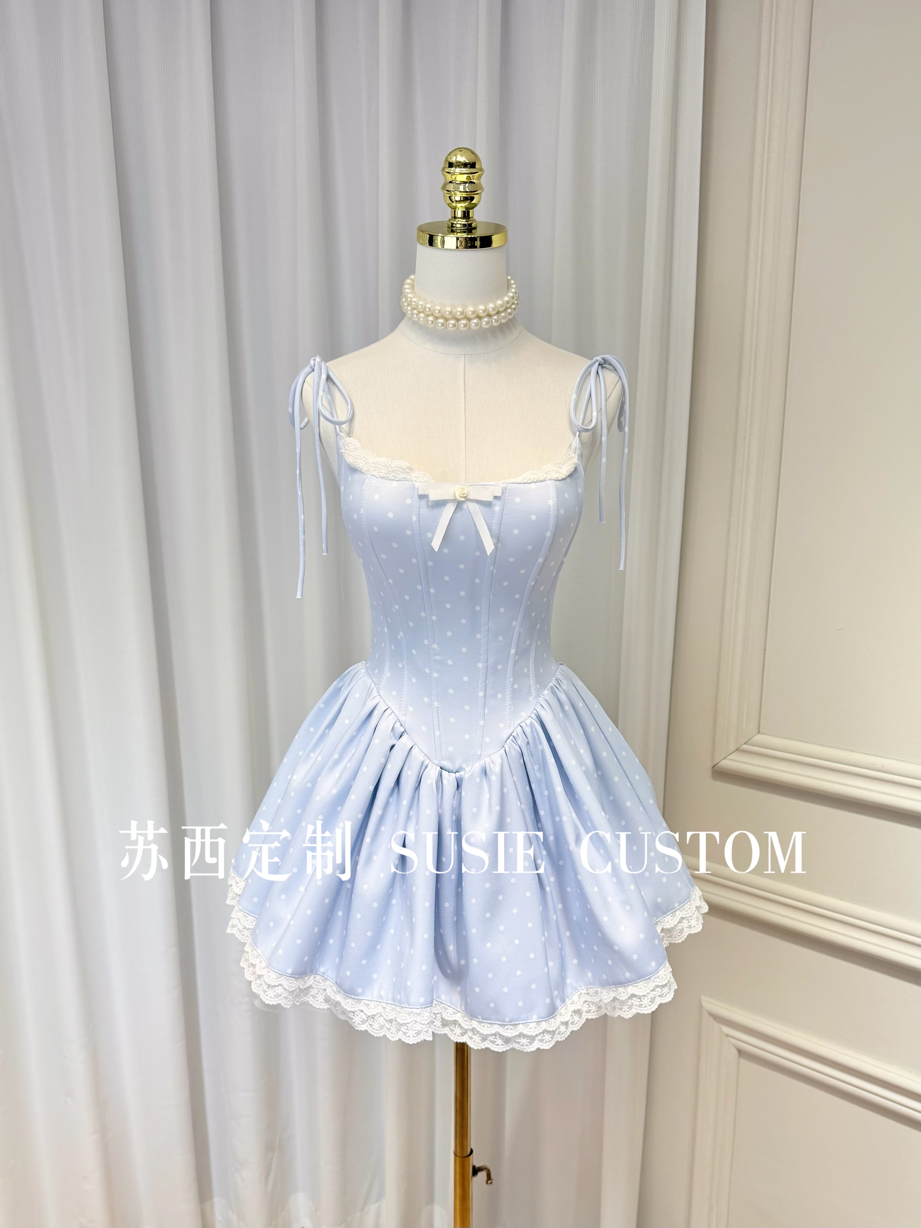 高定蕾丝花边蝴蝶结绑带带胸垫鱼骨收腰蓬蓬裙公主裙生日礼服裙