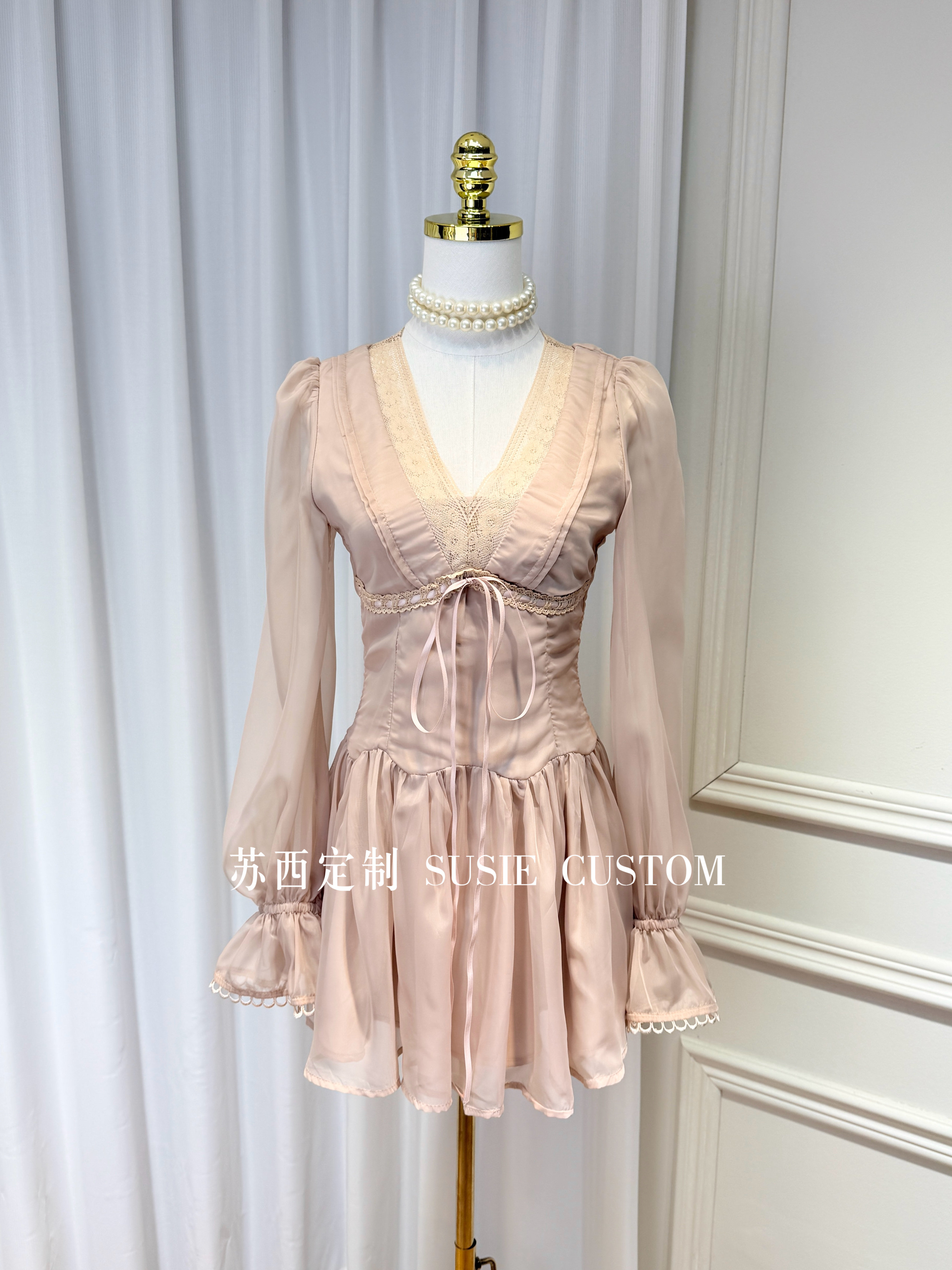 法式设计感气质温柔V领蕾丝边绑带泡泡袖收腰荷叶边连衣裙度假裙,女装/女士精品,连衣裙,淘宝优惠券,粉丝福利购,淘宝优惠卷