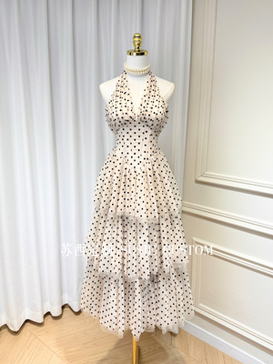 高定法式赫本深V领带胸垫挂脖露背鱼骨收腰波点网纱蛋糕长裙礼服