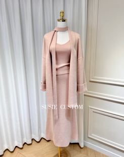 温柔显气质V领背心上衣松紧腰A字中长裙宽松版开衫外套毛衣三件套