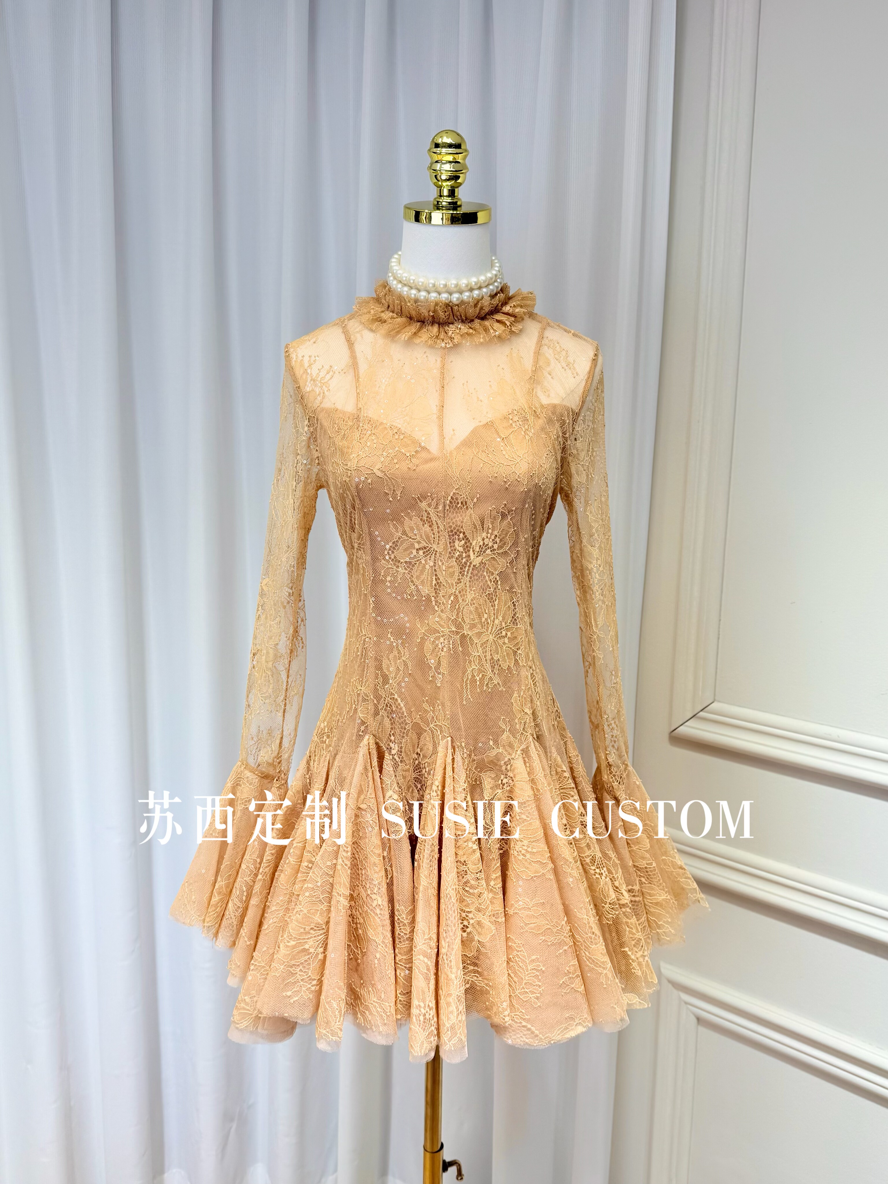 定制小众设计款法式木耳边领蕾丝亮片喇叭袖收腰蓬蓬短裙连衣裙,女装/女士精品,连衣裙,淘宝优惠券,粉丝福利购,淘宝优惠卷