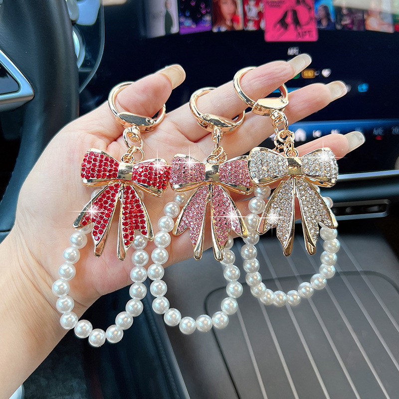 镶钻珍珠蝴蝶结汽车钥匙扣金属包包挂件女士钥匙链圈创意跨境