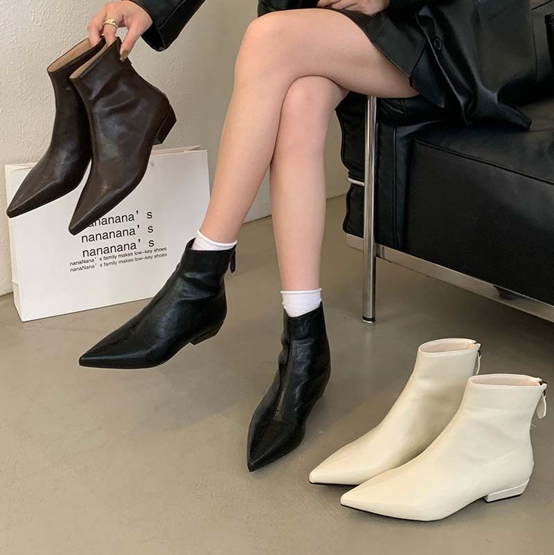 尖头短靴女新款2025秋冬靴子时装靴