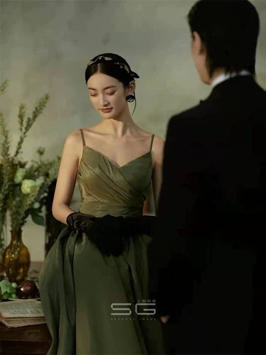 Ретро мини-юбка, свадебное платье для влюбленных, эффект подтяжки