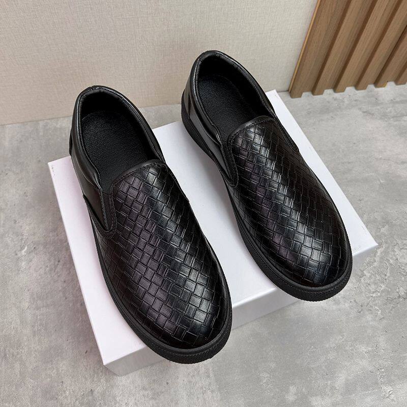 秋季轻奢格纹编织套脚男士休闲鞋,防滑红底通勤百搭简约潮流皮鞋