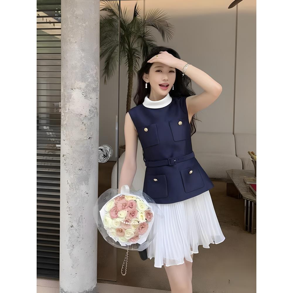 self-stride 2025新款藏蓝拼接白色小短裙通勤假两件小香风连衣裙