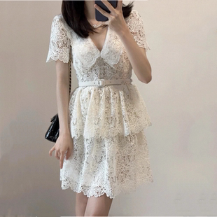 蕾丝水钻V领亮片泡泡袖 2025新款 束腰连衣裙 stride self