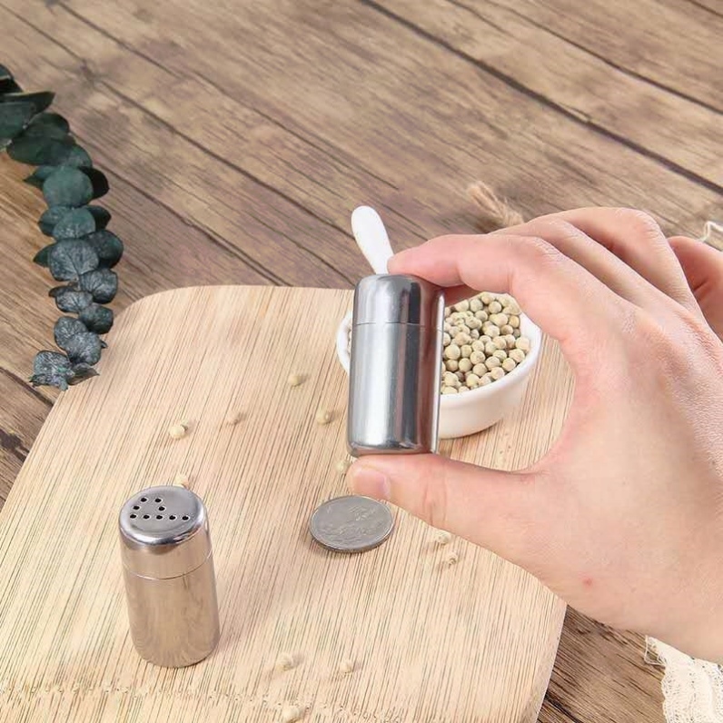 不锈钢调料盒胡椒瓶迷你便携撒料洒粉器家用调料罐辣椒粉瓶