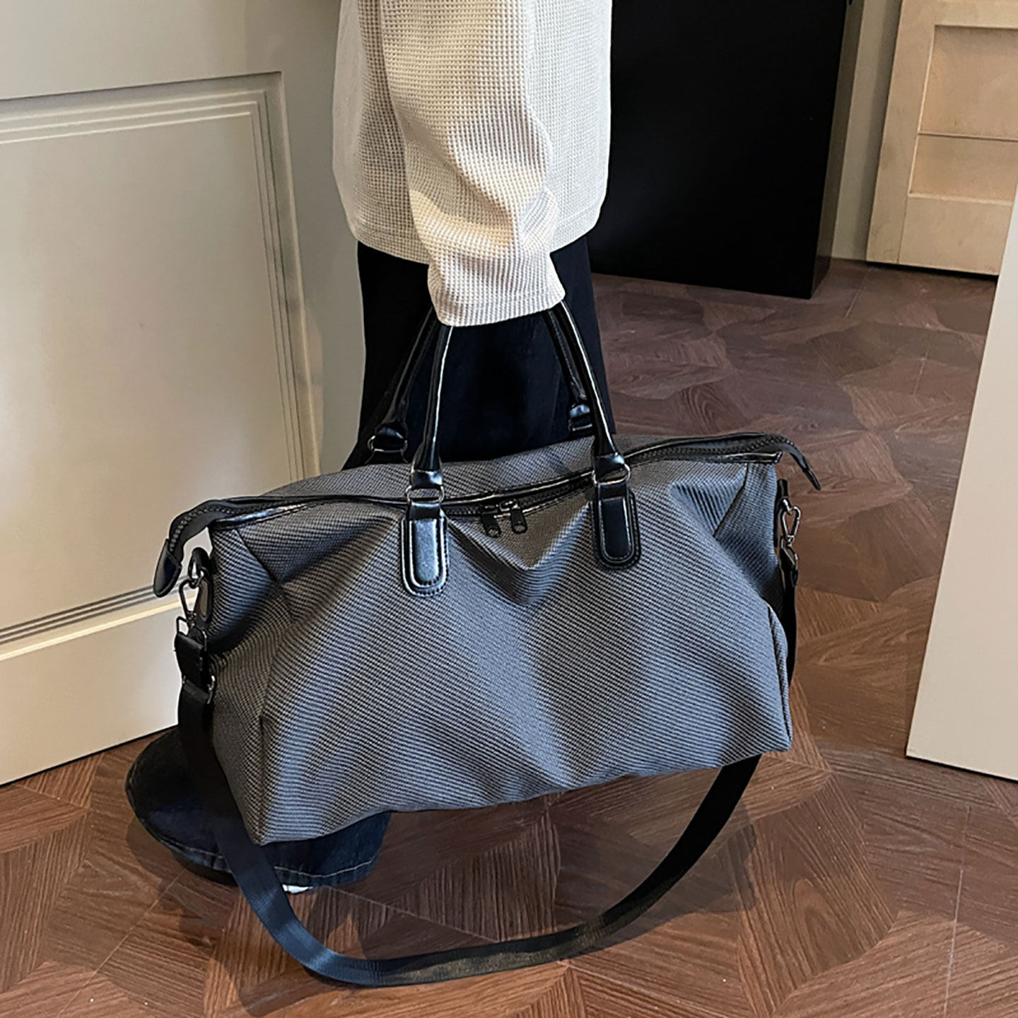 旅行包女时尚单肩斜挎手提大容量短途旅游行李袋简约大号帆布包包