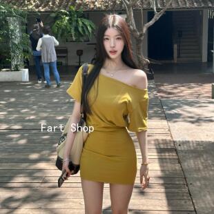 【Fart Shop】素颜搭子 春季流行穿搭连衣裙女早春新款露肩收腰裙