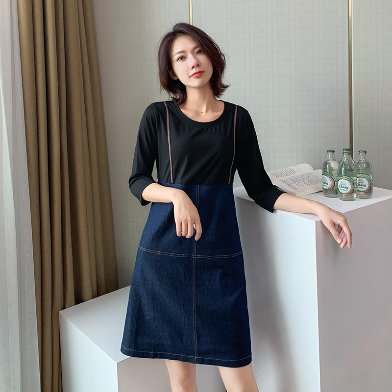 大码牛仔连衣裙女秋装2023新款中袖韩版胖mm显瘦减龄修身直筒裙子