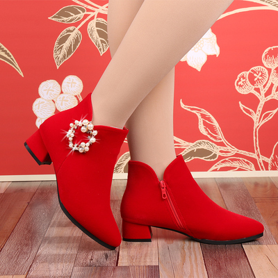 婚鞋女冬季加绒短靴红色结婚靴子婚礼秀禾婚纱两穿低跟平底新娘鞋