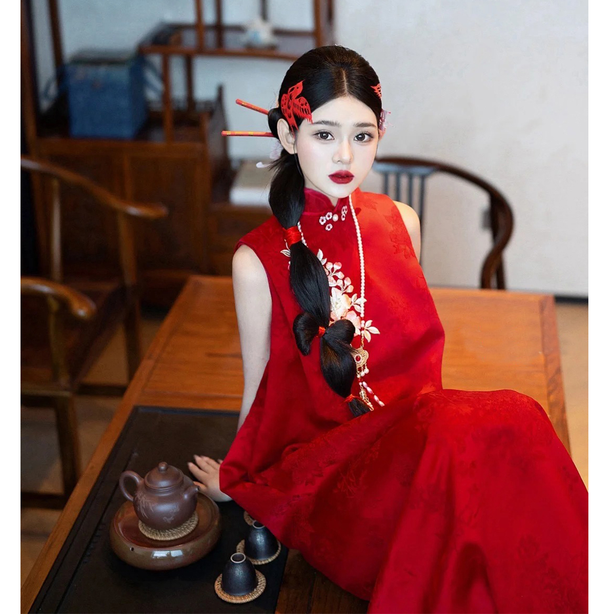 新中式无袖旗袍新娘结婚晨袍酒红色刺绣国风敬酒服喜嫁订婚礼服女