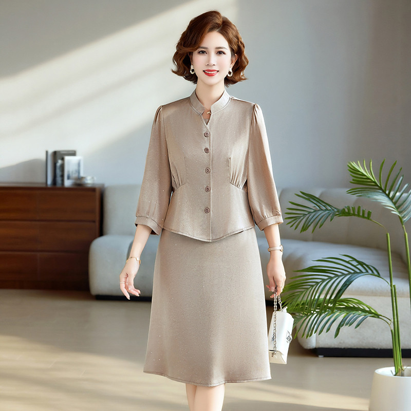 端庄大气妈妈春装时尚七分袖套装洋气中老年女装上衣服裙子两件套