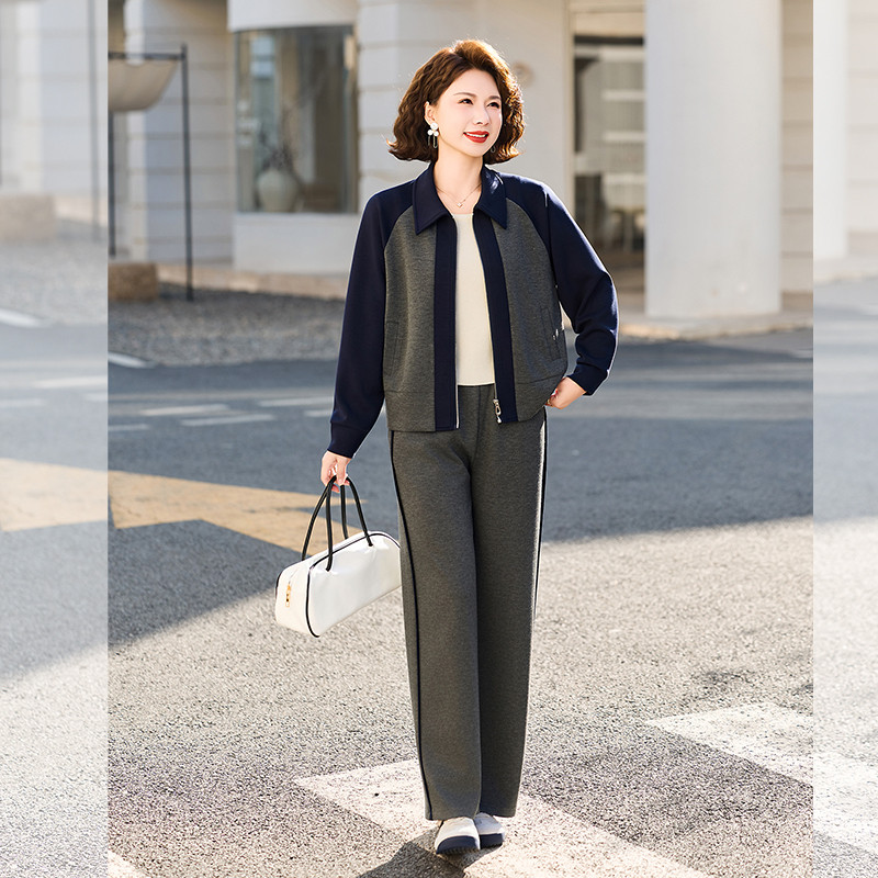 妈妈运动套装春装2026新款今年流行的中老年女装休闲服气质两件套