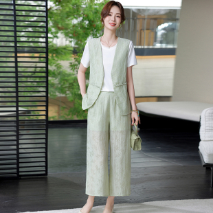 洋气妈妈夏2026新款女装套装时尚中老年人上衣T恤裤子夏装三件套