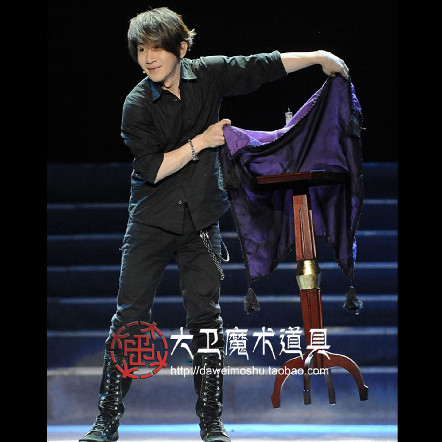 大卫魔术道具塑料漂浮桌飞桌悬浮桌漂飘桌空中悬桌年会表演跑场桌