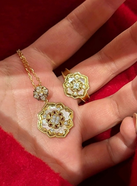 Young复古宫廷布布风白贝壳蔷薇花吊坠项链镶嵌天然白贝母戒指女