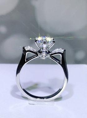 Young镀pt950白金皇冠六爪戒指巴洛克风格宴会订婚仿钻石开口戒指