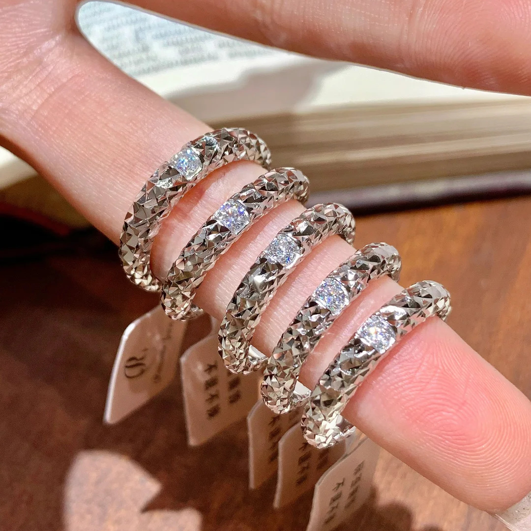 爆闪网红菱格纹镶钻戒指女