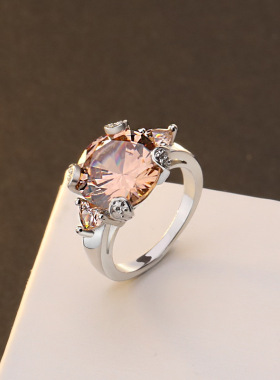 新款香槟色摩根石戒指订婚手饰品