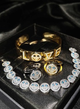 小众youngsmile笑脸微镶手环