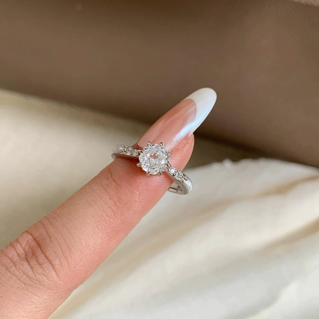 Young法式复古手工拉丝八角千禧玫瑰切戒指镶高碳钻玫瑰花钻戒女