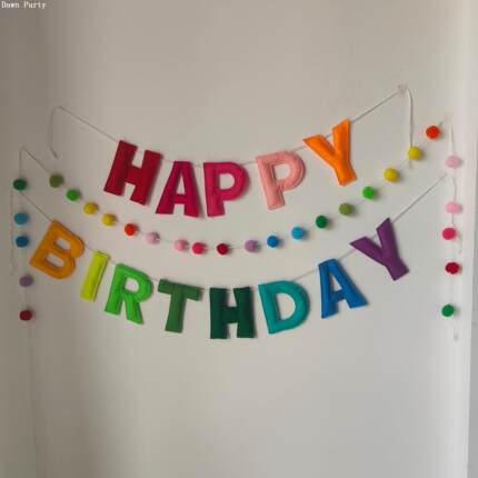 彩虹色不织布HAPPY BIRTHDAY拉旗多巴胺填充字母球球拉花组合