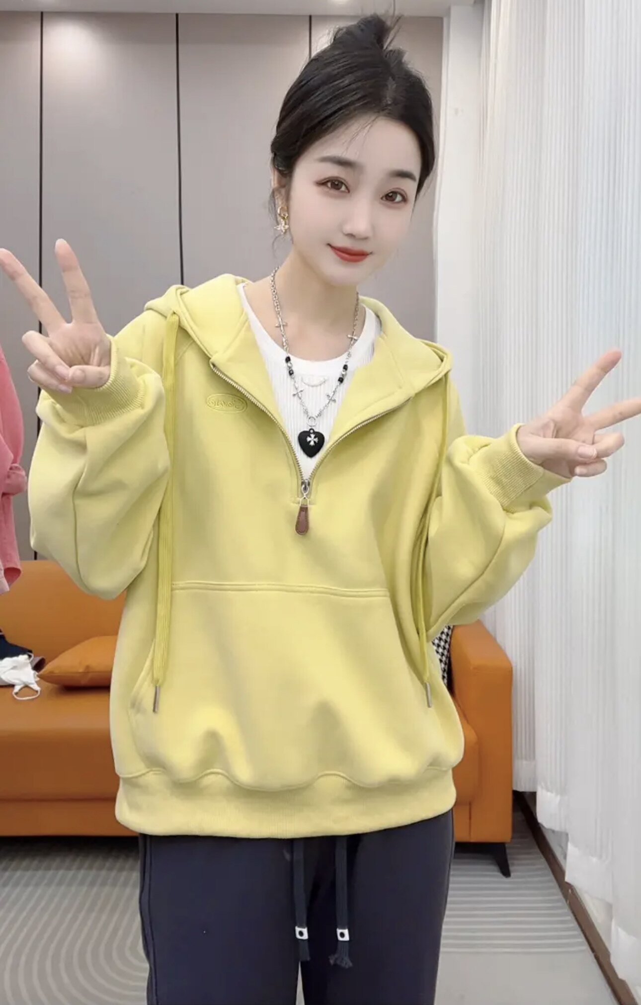 2025春季新款韩版宽松显瘦百搭连帽卫衣女设计感小众上衣