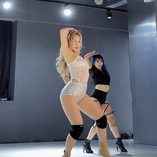 爵士舞Heels打底热裤性感高腰超显腿长弹力收腰包臀爆闪亮片短裤