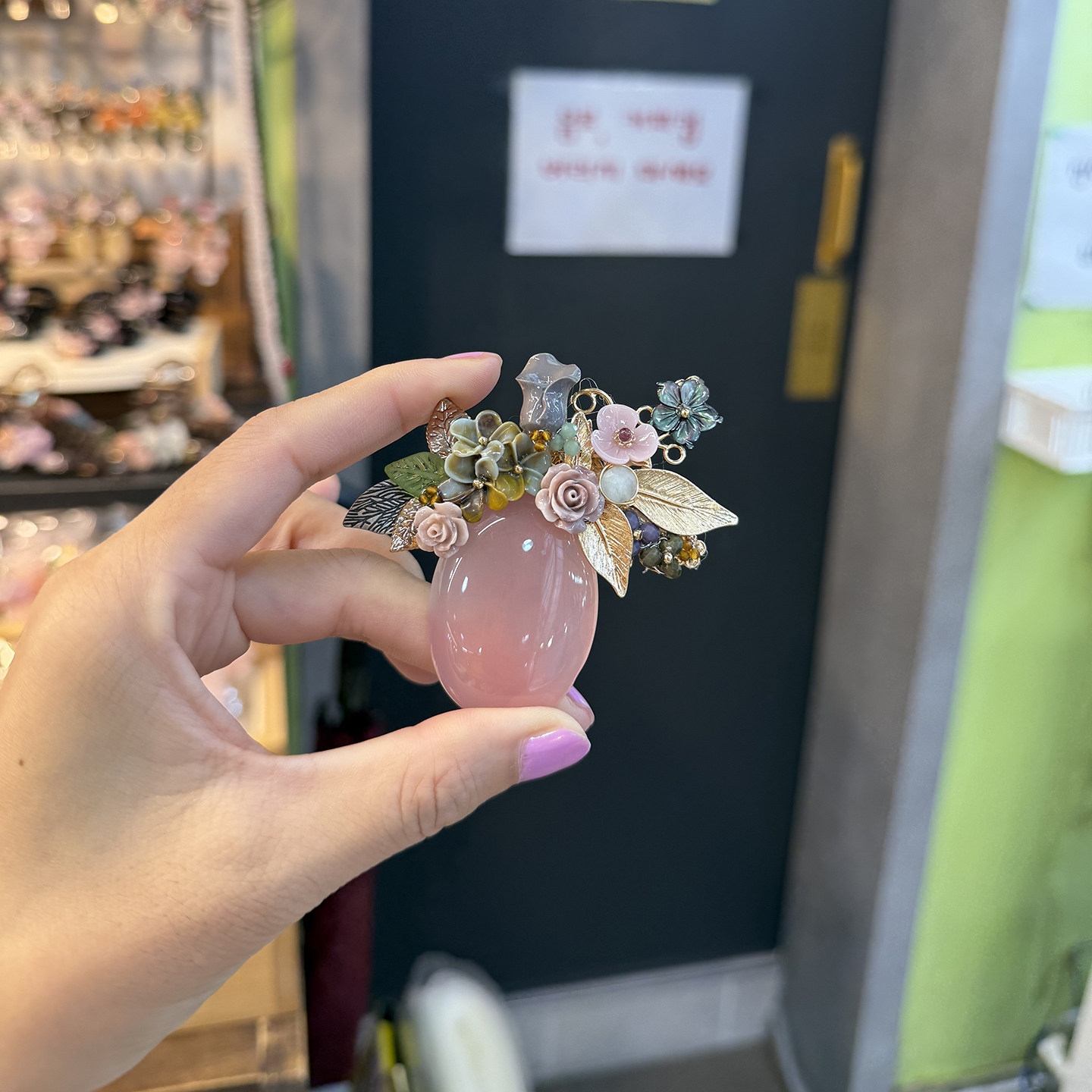 韩国进口东大门新款手工粉晶玉石立体花朵大衣气质女士胸针胸花