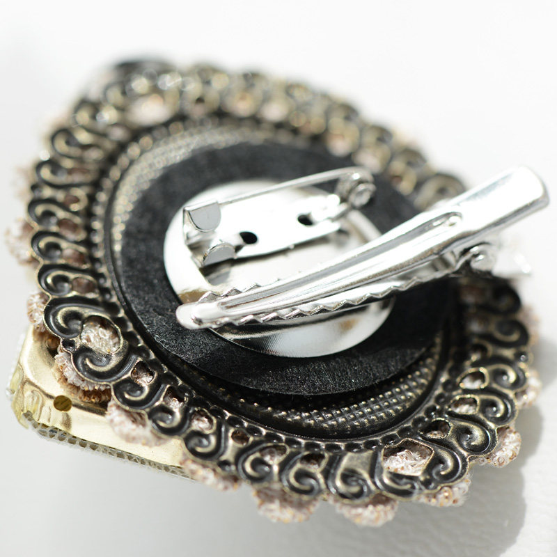 Broche femme en cristal artificiel - Ref 1177060 Image 4