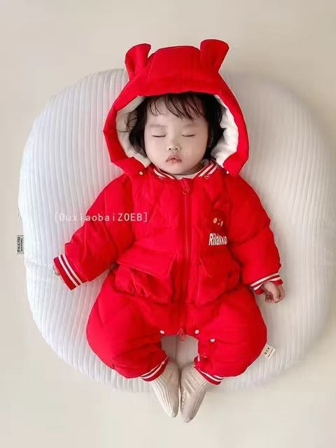 婴儿羽绒服连体衣宝宝超萌百天冬装保暖哈衣婴幼儿冬季抱衣外出服