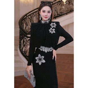 气质复古休闲衣服女连衣裙F2530395 2025新款 FNN 芙娜妮