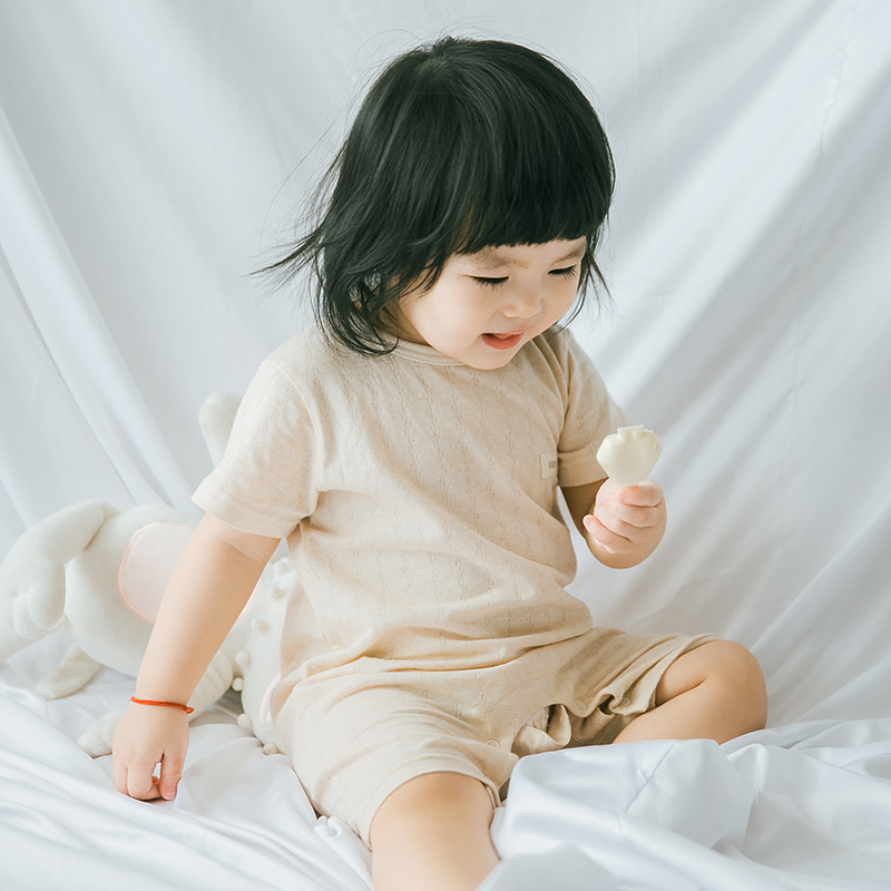 初生婴儿连体衣夏季短袖薄款透气男女宝宝纯棉爬服新生儿彩棉哈衣
