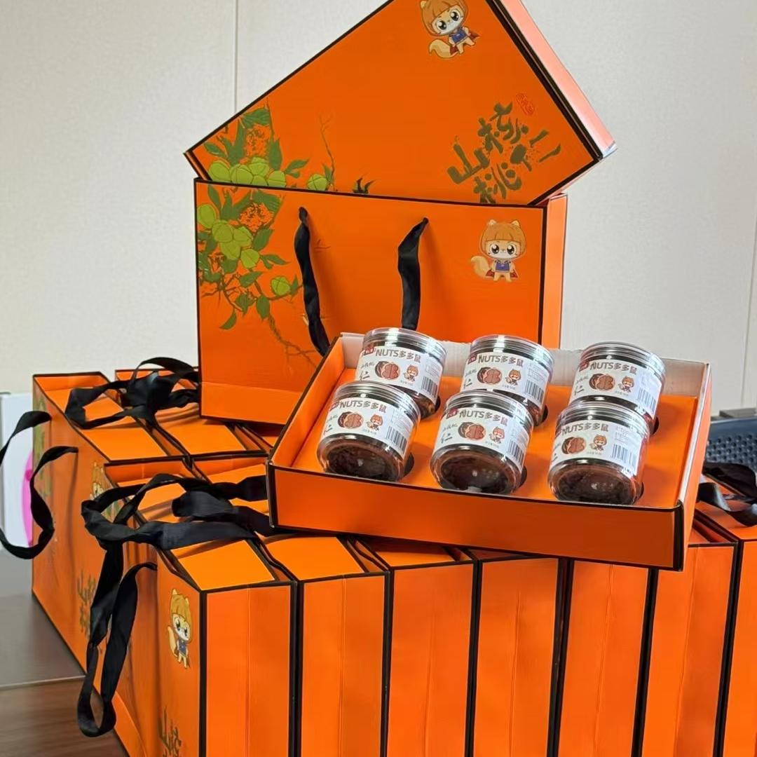 2025年新货临安多多鼠山核桃仁特好剥山核桃零食炒货礼盒装送礼