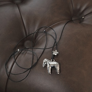 「小马与花」happy horse year 小马金属花朵百搭可调节长吊坠