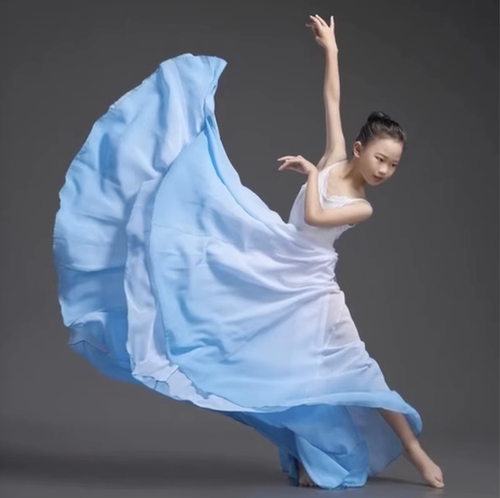 女童现代舞大摆半裙舞蹈练功服