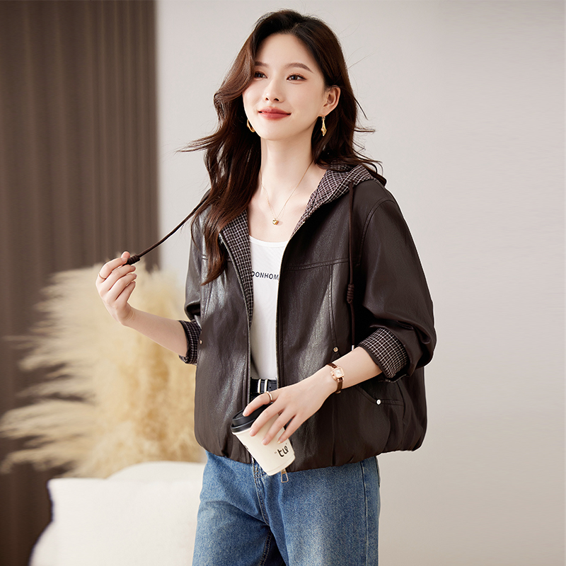 秋皮衣短外套格子连帽皮夹克女