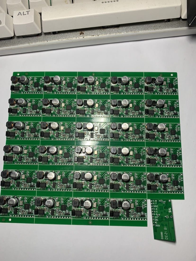 微控制器 E8R119 1852tb高端080513遥控接收板10脚转接板12v 300v