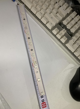 RGB灯条，灯珠带芯片。一条价