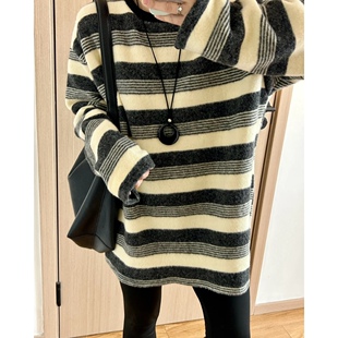 毛绒绒宽细条纹简约时尚宽松休闲女式冬季加厚内搭上衣韩版绒衫