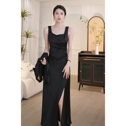 轻奢百搭气质时尚性感薄款连衣裙