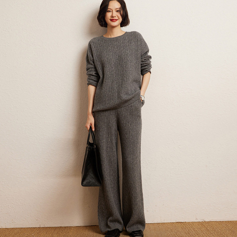 山羊绒女款纯色扭花阔腿直筒裤坠感拖地松紧腰秋冬新款麻花阔腿裤,女装/女士精品,休闲裤,淘宝优惠券,粉丝福利购,淘宝优惠卷