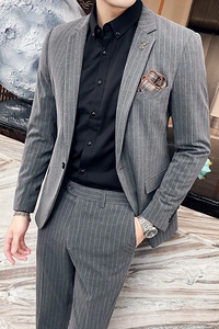 潮男条纹休闲小西装男套装修身帅气西服两件套中灰色LJT108/P225图片