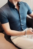 商务暗条纹高弹冰丝无痕短袖衬衫男修身垂感衬衣蓝色C1823-P75，男装T恤，电商A213