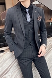 刺绣西装男套装韩版修身潮流条纹三件套休闲西服深灰SJT107/P255，男装西服套装，电商A213