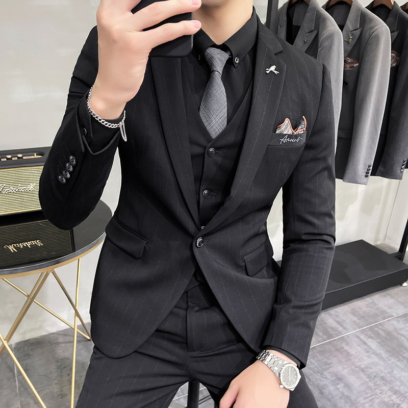 刺绣条纹西装男套装韩版修身商务西服三件套休闲深灰SJT107/P255,男装西服套装,电商A213